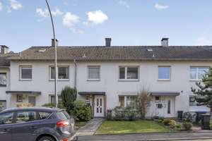 Ihr neues Zuhause zum Gestalten – Reihenmittelhaus mit Garten in Velbert – Die vollständige Adresse der Immobilie erhältst du vom Anbieter., 42549 Velbert-Mitte, Velbert – Vorschaubild 2