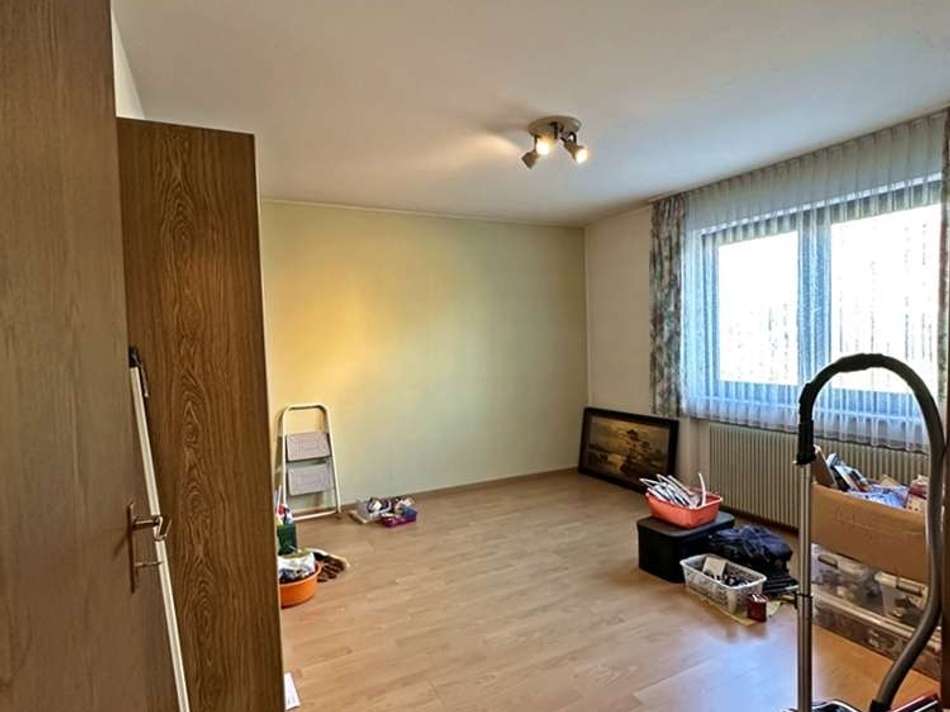 013 Kinder- oder Arbeitszimmer