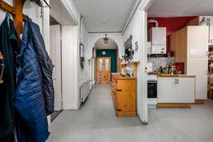Nutzen Sie die virtuelle Tour: Vermietete 4-Zimmer-Wohnung in Berlin-Friedrichshain – Die vollständige Adresse der Immobilie erhältst du vom Anbieter., 10249 Friedrichshain, Berlin – Vorschaubild 6
