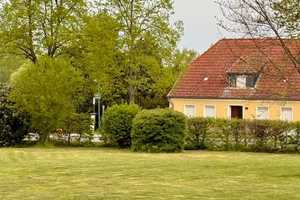 * * Blick auf die Burg Ziesar * * Wohnhaus * Innenhof * großes Gartengrundstück am Fließ * – Potsdam-Mittelmark (Kreis) – Vorschaubild 25