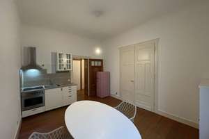 Herrliche Altbauwohnung: große Wohnküche, Original-Dielenböden, hohe Decken, top saniertes Bad – Adolfstr. 7, 53111 Nordstadt, Bonn – Vorschaubild 12