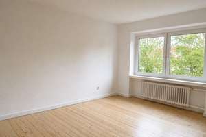 Stilvolle 4-Zimmer-Wohnung mit Balkon in zentraler Lage von Bielefeld (Prießallee) – Die vollständige Adresse der Immobilie erhältst du vom Anbieter., 33604 Mitte, Bielefeld – Vorschaubild 4