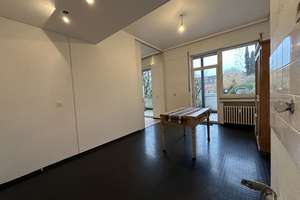 2,5 Zimmer Erdgeschoss Wohnung mit überdachtem Balkon in Krefeld Cracau – Friedrich-Ebert-Straße 47, 47799 Cracau, Krefeld – Vorschaubild 9