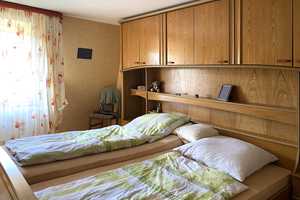 Großes Wohnhaus: 14 Zimmer, Doppelgarage, neues Dach, neue Heizung – Wetteraukreis – Vorschaubild 29