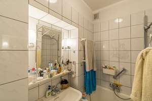 Sehr schöne, ruhige, 3,5-Zimmer-Wohnung, mit kompletter Einbauküche. – Ottostr. 27, 50823 Neuehrenfeld, Köln – Vorschaubild 8
