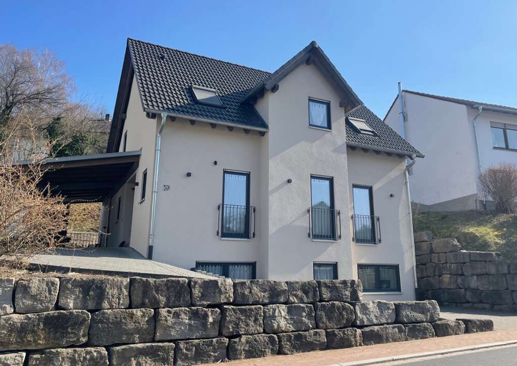 Immobilie in Leidersbach - Design trifft Komfort – Modernes Einfamilienhaus in Top-Zustand! - Bild 0