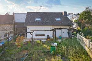 Einfamilienhaus mit großem Areal vier Garagen, Stellplätzen und Garten. – Die vollständige Adresse der Immobilie erhältst du vom Anbieter., 56751 Polch – Vorschaubild 1