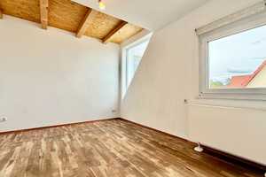 #RESERVIERT# Ihr neues Familiendomizil: Charmanter Altbau-Flair trifft auf modernen Wohnkomfort – Nürnberg – Vorschaubild 9