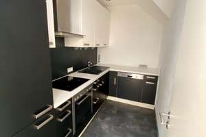 Helle Galerie-Dachgeschosswohnung mit Studio in Darmstadt-Eberstadt – Provisionsfrei von Privat! – Heidelberger Landstrasse 230, 64297 Eberstadt, Darmstadt – Vorschaubild 5