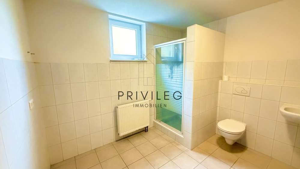 Immobilie in Ittlingen - Moderne, helle Doppelhaushälfte in sehr guter Lage von Ittlingen - Bild 3