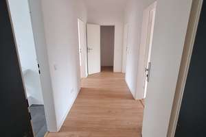 Schöne 2 Zimmer Dachgeschoss Wohnung + 1 Monat mietfrei Sommeraktion – Hofbreede 1, 49078 Hellern, Osnabrück – Vorschaubild 5