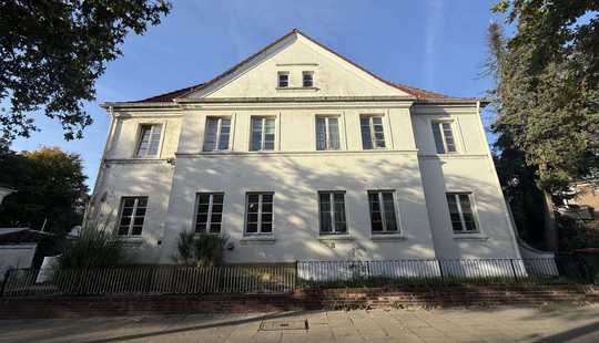 Bild von Doppelhaushalfte mit enormen Potential zentral gelegen