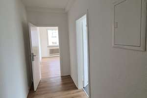 Schön und lichtdurchflutet! Renovierte und gemütliche 2,5 Raum Wohnung in GE-Schalke! – Kurt-Schumacher-Straße 120, 45881 Schalke-Nord, Gelsenkirchen – Vorschaubild 4