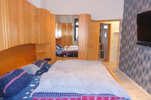 Gelsenkirchen-Altstadt!
Altbau-Etagenwohnung mit Balkon in kleiner WEG-Anlage. – Die vollständige Adresse der Immobilie erhältst du vom Anbieter., 45879 Altstadt, Gelsenkirchen – Vorschaubild 7