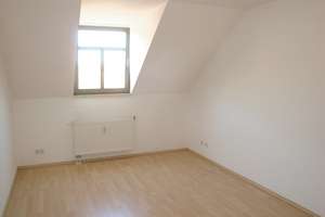 Schöne DG-Whg mit heller Küche und moderner EBK + Abstellraum im Treppenhaus – Agnesstraße 14, 9130 Schloßchemnitz, Chemnitz – Vorschaubild 18