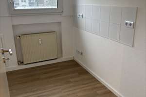 Renovierte Dachgeschoss- 2-Zimmer Wohnung in Hagen-Boele,  – Poststraße 3, 58099 Boele, Hagen – Vorschaubild 4