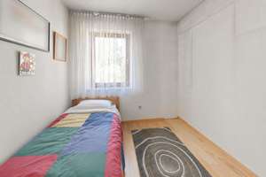 Reihenmittelhaus mit aufgestocktem Dachgeschoss – Raum für die ganze Familie – Die vollständige Adresse der Immobilie erhältst du vom Anbieter., 82538 Geretsried – Vorschaubild 18