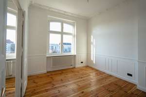 Erstbezug über den Dächern Berlins: 3-Zi Altbau mit Balkon, 3.45m hohe Decken+Stuck, Provisionsfrei – Wallenbergstrasse 2-4, 10713 Wilmersdorf, Berlin – Vorschaubild 6