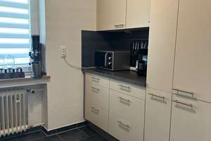 Große 2-Zimmer Wohnung mit Kamin, Einbauküche & Stellplätze - Augsburg Kriegshaber nahe Klinikum – Von-Willibald-Straße 12b, 86156 Kriegshaber, Augsburg – Vorschaubild 6