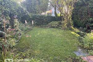 Charmantes Haus mit Garten in Bonn-Graurheindorf – Die vollständige Adresse der Immobilie erhältst du vom Anbieter., 53117 Graurheindorf, Bonn – Vorschaubild 11