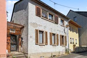 PROVISIONSFREI FÜR KÄUFER: Einfamilienhaus mit Garten und viel Potenzial in Idar-Oberstein