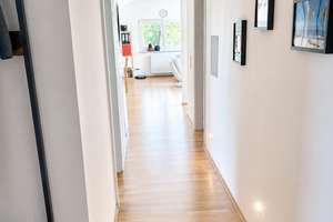 Wohnen im Grünen am Killesberg – 2,5 Zimmer mit besonderem Dachgeschosscharakter – Rolandstr. 9, 70469 Bahnhof Feuerbach, Stuttgart – Vorschaubild 4