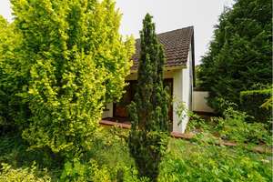Einfamilienhaus mit Garten, Garage und viel Entwicklungspotenzial - Bremerhaven Schiffdorferdamm – Die vollständige Adresse der Immobilie erhältst du vom Anbieter., 27574 Schiffdorferdamm, Bremerhaven – Vorschaubild 2