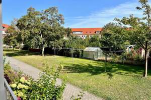 Großzügige 2-Zimmer-Wohnung mit riesigem Balkon + Einbauküche – Die vollständige Adresse der Immobilie erhältst du vom Anbieter., 1277 Seidnitz/Dobritz, Dresden – Vorschaubild 2