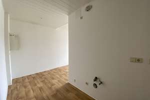 Der Innenstadt von Suhl so nah... – Friedrich-König-Straße 17, 98527 Suhl-Mitte, Suhl – Vorschaubild 10