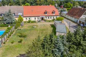 ++ KRAG Immobilien ++ 5 Wohneinheiten im Denkmalbereich | ca. 443 m² Wohnen | Lager & Nebengebäude | – Die vollständige Adresse der Immobilie erhältst du vom Anbieter., 6905 Pretzsch (Elbe) – Vorschaubild 2
