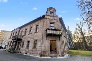 Residenz in einem der geschichtsträchtigsten Gebäude Nürnbergs am Rande des Luitpoldhains – Die vollständige Adresse der Immobilie erhältst du vom Anbieter., 90478 Ludwigsfeld, Nürnberg – Vorschaubild 4