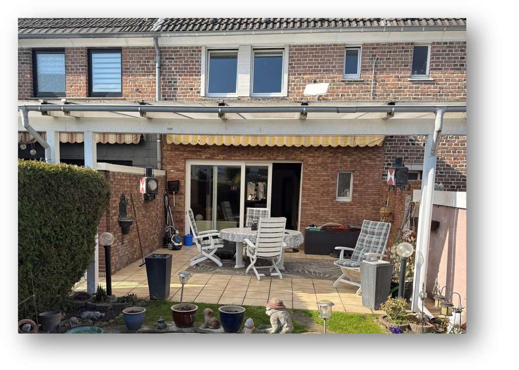 Gepflegtes Einfamilienhaus mit sonnigem Garten, wertiger Terrasse und Platz für die kleine Familie