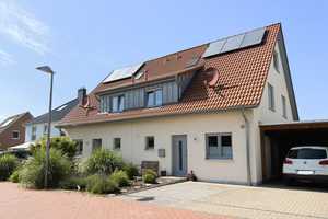 Große Doppelhaushälfte mit einem Carport und Abstellraum – Hannover (Kreis) – Vorschaubild 1