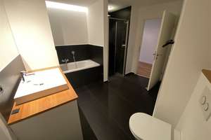 Erfurt* Karree am Südpark* helle 2 Zimmer-Wohnung*  EBK*Bad mit Dusche und Wanne* – Häßlerstrasse 8a, 99096 Daberstedt, Erfurt – Vorschaubild 3