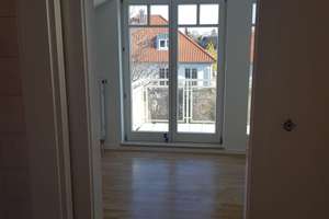 Charmante 2-Zimmer-DG-Wohnung in Lerchenau, München (Nähe BMW) – Berberitzenstraße 58, 80935 Lerchenau-Ost, München – Vorschaubild 7