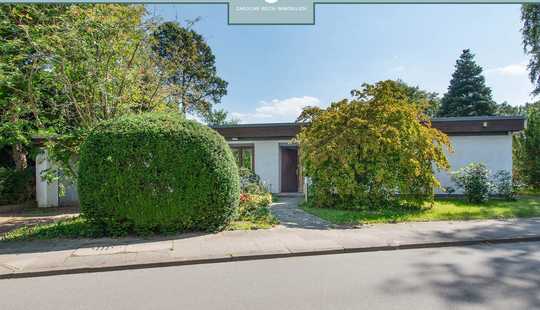 Bild von Bezaubernder, lichtdurchfluteter Bungalow für Jung und Alt mit herrlichem Südgrundstück