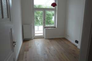 4-Zimmer-Altbau im oberen Gerresheim - 120 qm, hohe Decken, Parkett, Südbalkon, saniert mit Küche – Keldenichstraße 71, 40625 Gerresheim, Düsseldorf – Vorschaubild 25