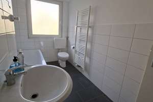 2-Zimmer-Wohnung mit Balkon in Düsseldorf – 40470 Mörsenbroich, Düsseldorf – Vorschaubild 2