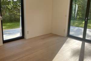 Moderne Terrassenwohnung mit separatem Eingang und über 60 m² Terrasse