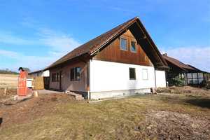 Rohdiamant!! Zu sanierendes Einfamilienhaus  mit großem Garten am Ortsrand von Schermau/ Dingolfing – Dingolfing-Landau (Kreis) – Vorschaubild 3