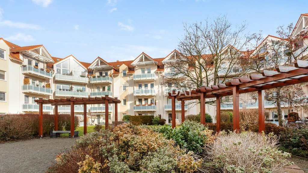 Immobilie in Borsdorf - Gepflegte Zwei-Zimmer-Wohnung mit Balkon und Tiefgaragenstellplatz - Bild 0