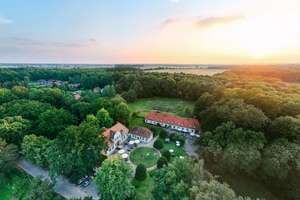 Historisches Jagdschloss mit Hotel- & Eventfläche – Die vollständige Adresse der Immobilie erhältst du vom Anbieter., 19306 Neustadt-Glewe – Vorschaubild 2