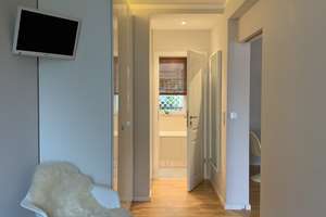 Schöne, zentral gelegene und ruhige 2 Zimmer Wohnung in München-Schwabing, 2 Balkone, TG – Germaniastr. 13, 80802 Münchner Freiheit, München – Vorschaubild 14