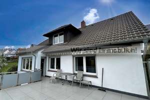Mit sonniger Terrasse u. beeindruckendem Ausblick  – Die vollständige Adresse der Immobilie erhältst du vom Anbieter., 49124 Georgsmarienhütte – Vorschaubild 1