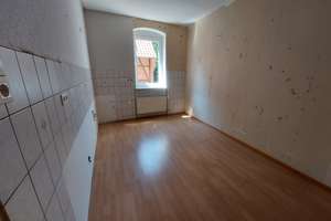 Großzügiges Zweifamilienhaus mit Nebengebäuden, Garage und Garten in ruhiger Ortsrandlage – Zur Eulenburg 5, 38723 Seesen – Vorschaubild 7