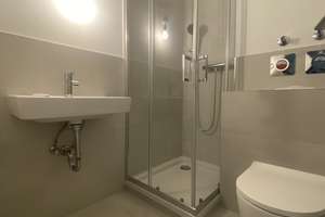 Zentral gelegene 2-Zimmer Wohnung – Die vollständige Adresse der Immobilie erhältst du vom Anbieter., 65195 Nordost, Wiesbaden – Vorschaubild 2