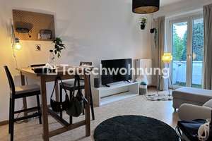 Tauschwohnung: Große 1,5-Zimmer-Wohnung mit Balkon in ruhiger Lage