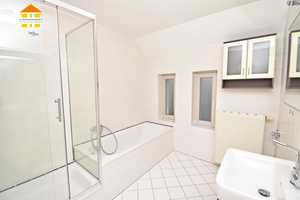 *Individuelle 3-Raum-Wohnung mit Tageslichtbad, Wanne & Dusche in Kappel* – Chopinstraße 56, 9119 Chemnitz – Vorschaubild 2