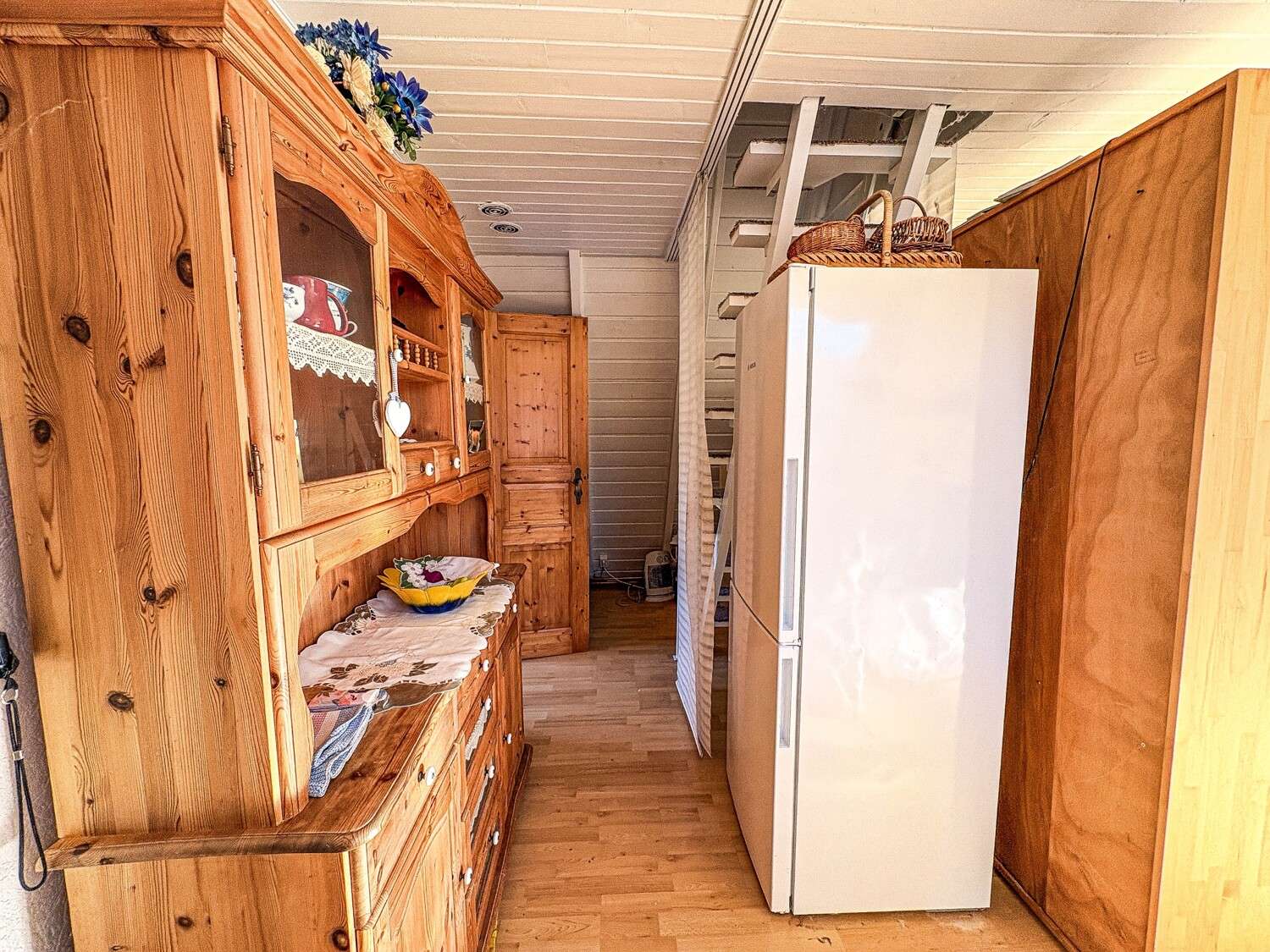 Immobilie in Gossersweiler-Stein - Modernisiertes Ferienhaus mit Sauna und Carport im Feriendorf Eichwald in Gossersweiler-Stein - Bild 1