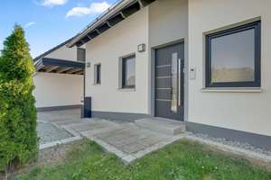 Hochwertiger Neubau! Energieeffizientes Architektenhaus mit Privatsphäre auf großem Grundstück – Die vollständige Adresse der Immobilie erhältst du vom Anbieter., 95503 Hummeltal – Vorschaubild 8